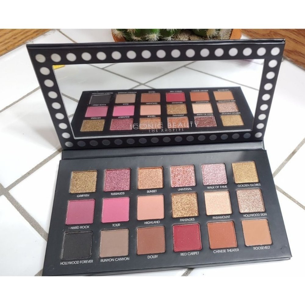 Hollywood Eyeshadow Palette